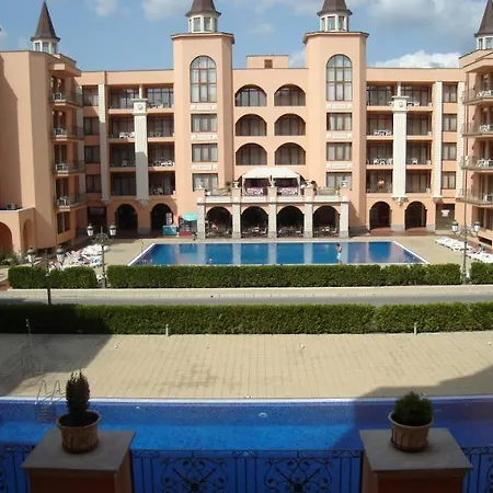 Palazzo 4*