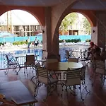 Palazzo מלון דירות 4*